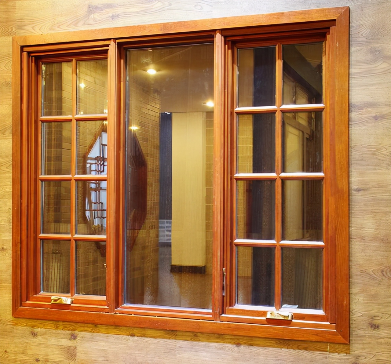 斷橋鋁和鋁包木窗到底哪個(gè)好？沈陽(yáng)斷橋鋁門(mén)窗廠(chǎng)家良心話(huà)：挑好不挑貴！