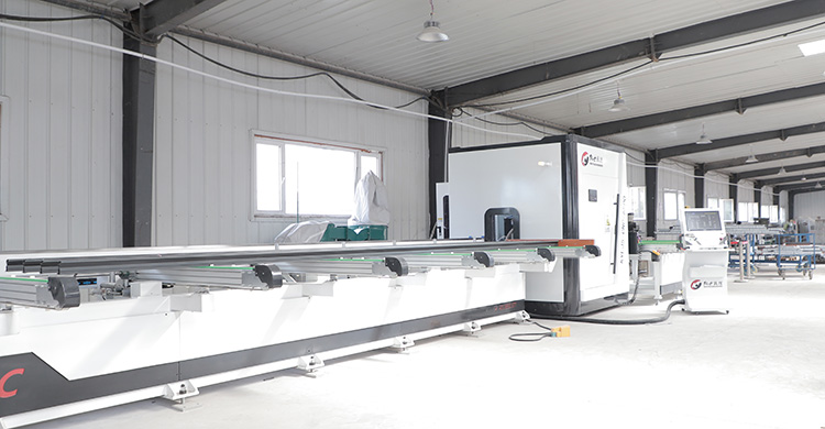 忠誠于國家是軍人最可貴的品質，沈陽專業陽光房打造溫馨之家！